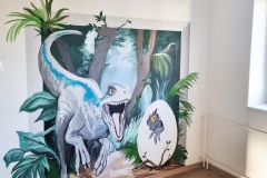 malba na zed na prani dinosaurus
