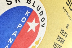 Malovaný text a logo na stěně od Dave Art