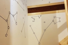 Minimalistické souhvězdí na schodišti od Dave Art